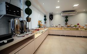 Hotel Batista
